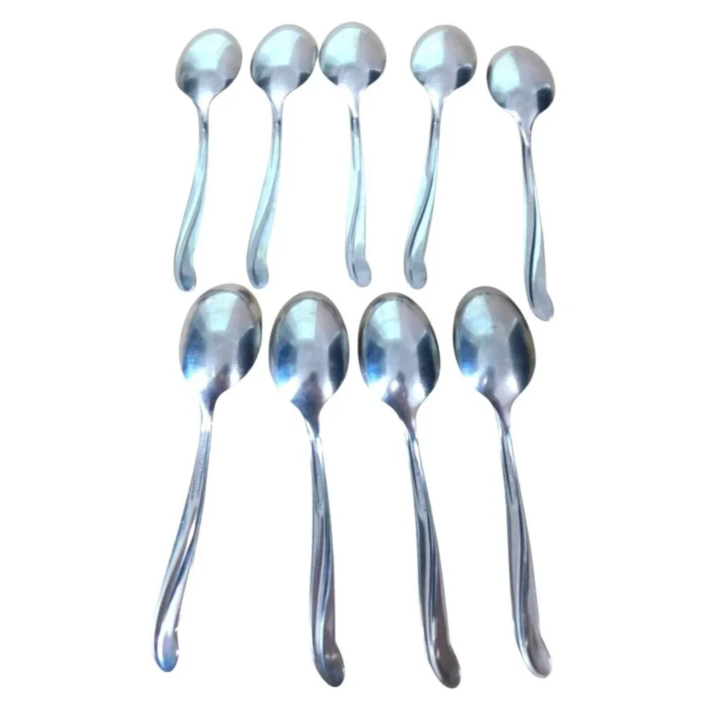 Lot of 9 International Stainless USA Space Pattern Teaspoon Spoons 5.5